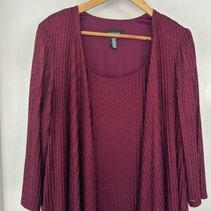 Two pice long dress size 14W maroon color